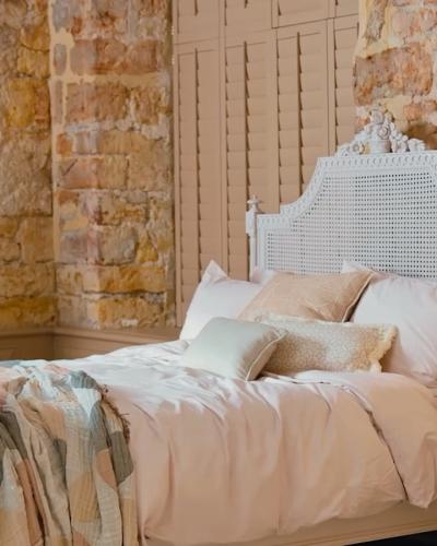 French-inspired luxury. Capturing the charm of 18th-century Rococo style with its romantic silhouette...