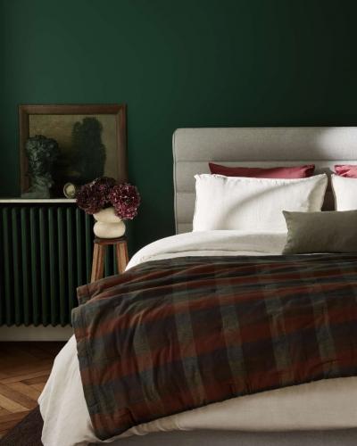 This season, give yourself a truly restorative rest with Vispring. From pillows crafted for every sle... This season, give yourself a truly restorative rest with Vispring. From pillows crafted for every sle...