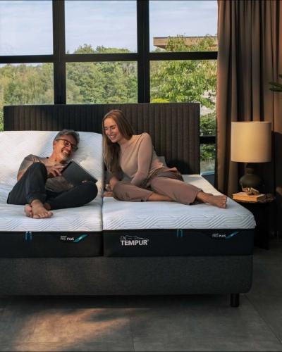 The TEMPUR® Arc™ Ergo™ Smart Base - because innovation doesn't stop when you sleep. Experience t...